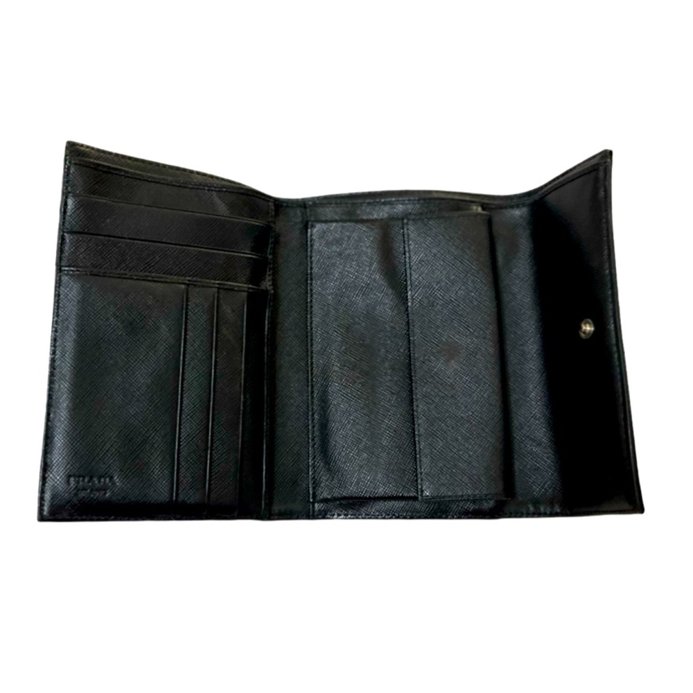 Prada wallet with iconic triangle logo. Nylon exterior Made in Italy Milano - Picture 2 of 10